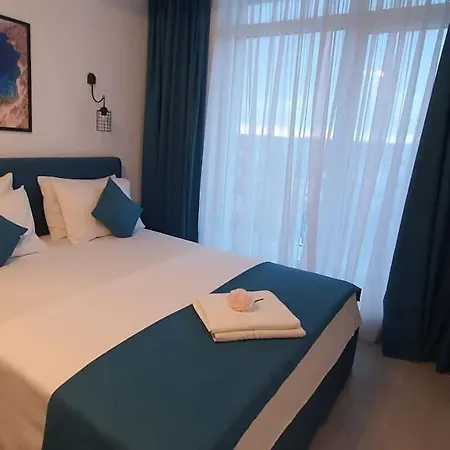 Luxury Seaview 2 Bedrooms Alezzy Navodari